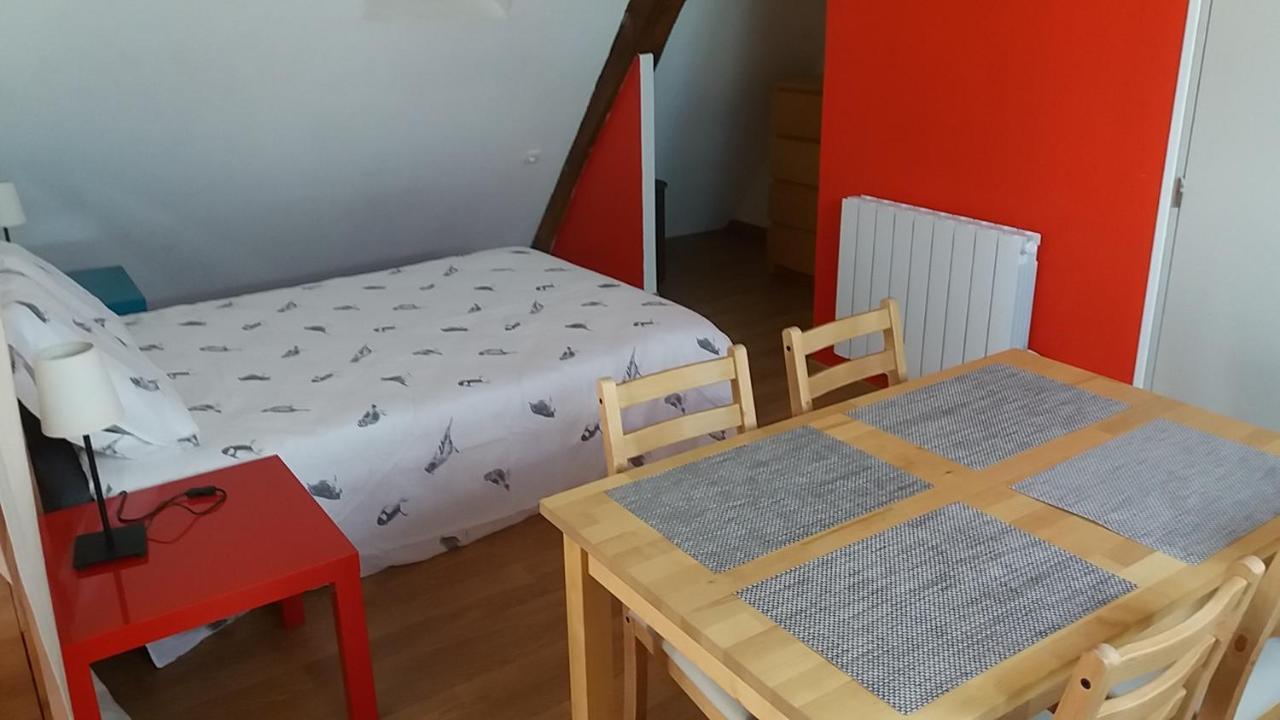 דירות לס אנדליס Le Charme Du Chateau מראה חיצוני תמונה